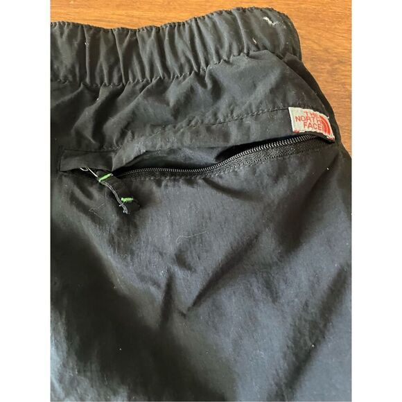 North Face Hiking Shorts Black - Picture 3 of 7